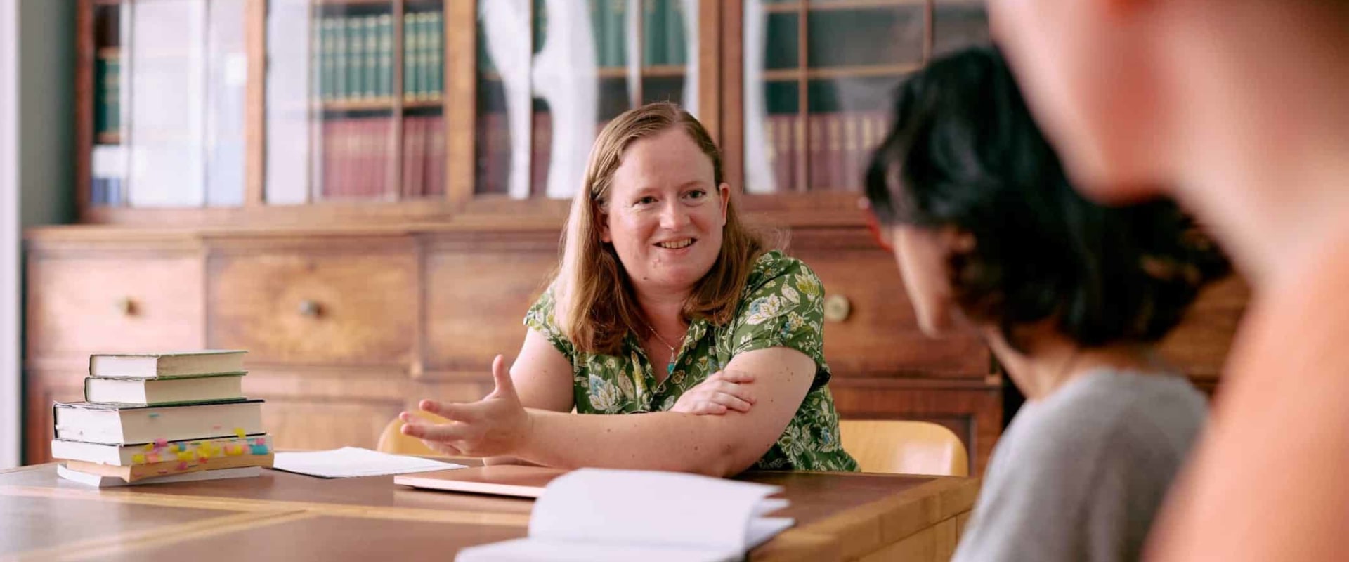 One-on-one Feedback and Support for UK Students: A Comprehensive Resource for Academic Writing