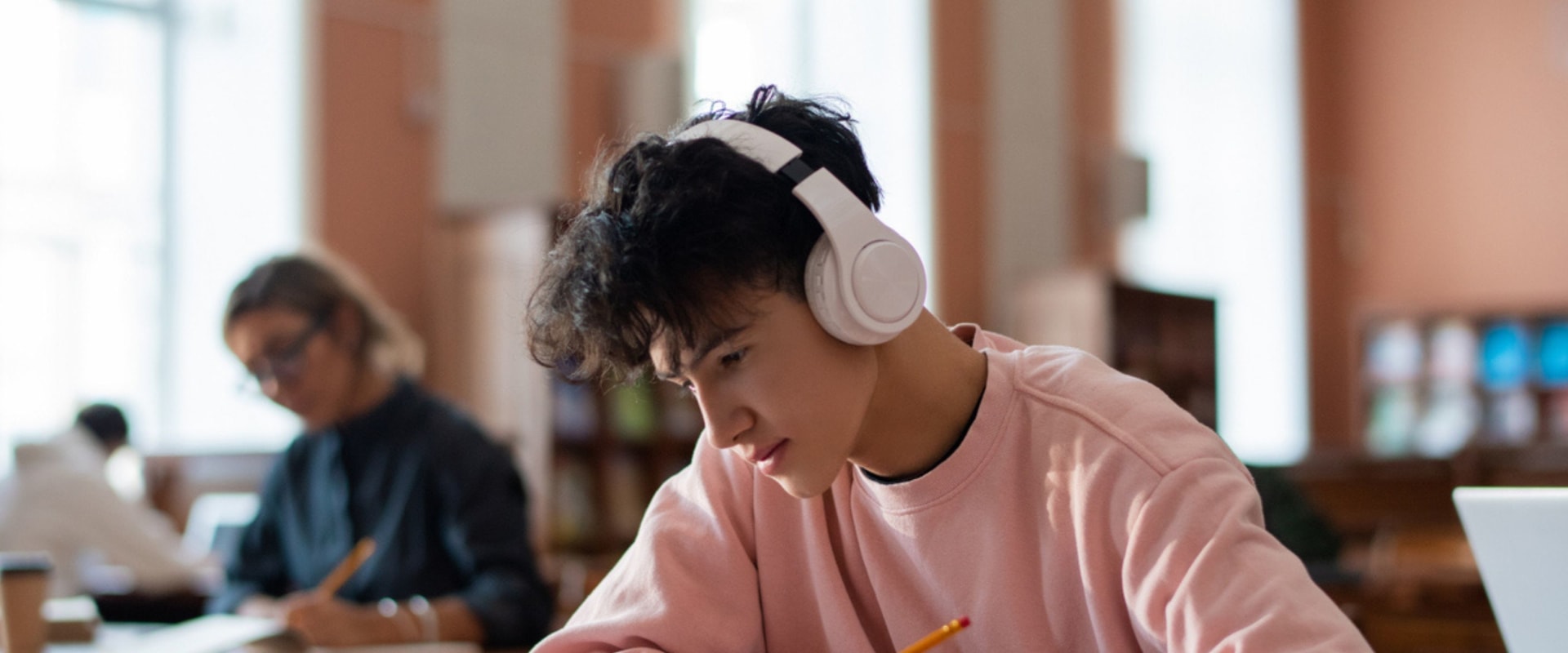 Designing Your Study for UK Students: Tips and Techniques for Academic Writing