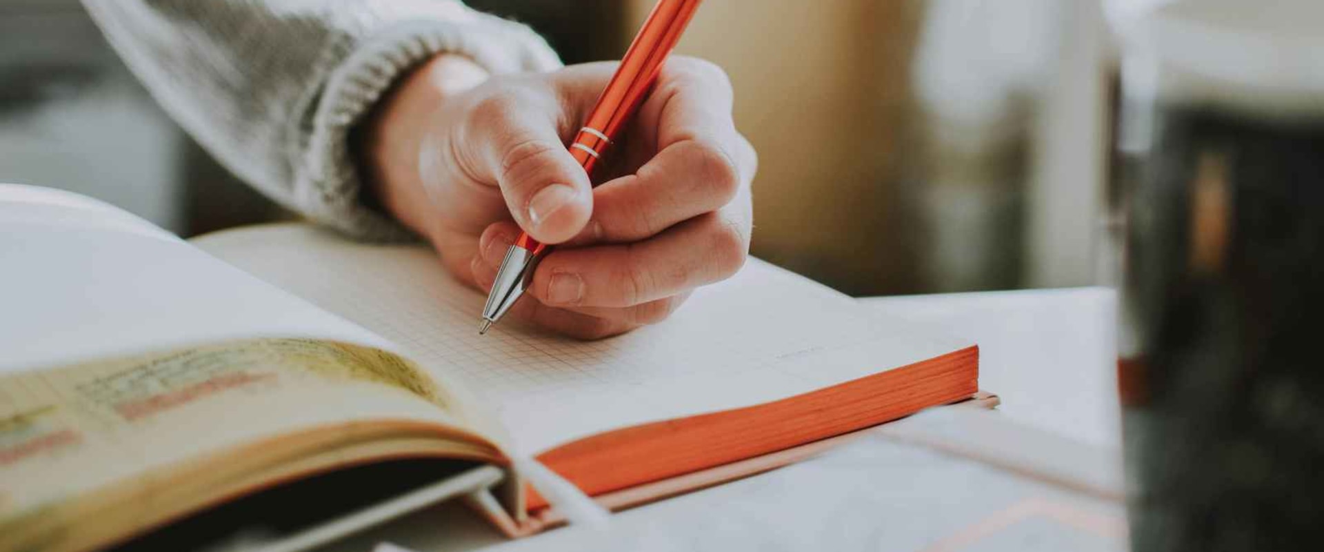 Finding Writing Workshops and Courses: A Comprehensive Resource for UK Students